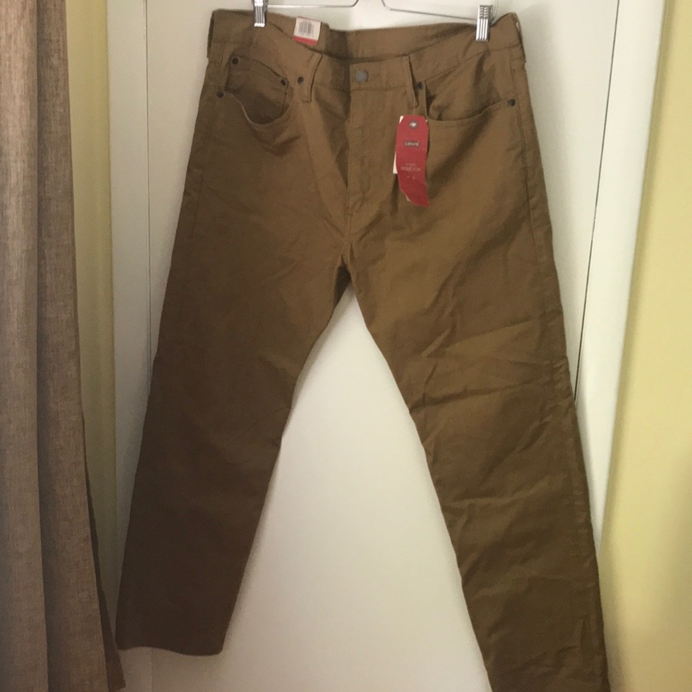 NWT Men’s Levi 502 Khaki Jeans